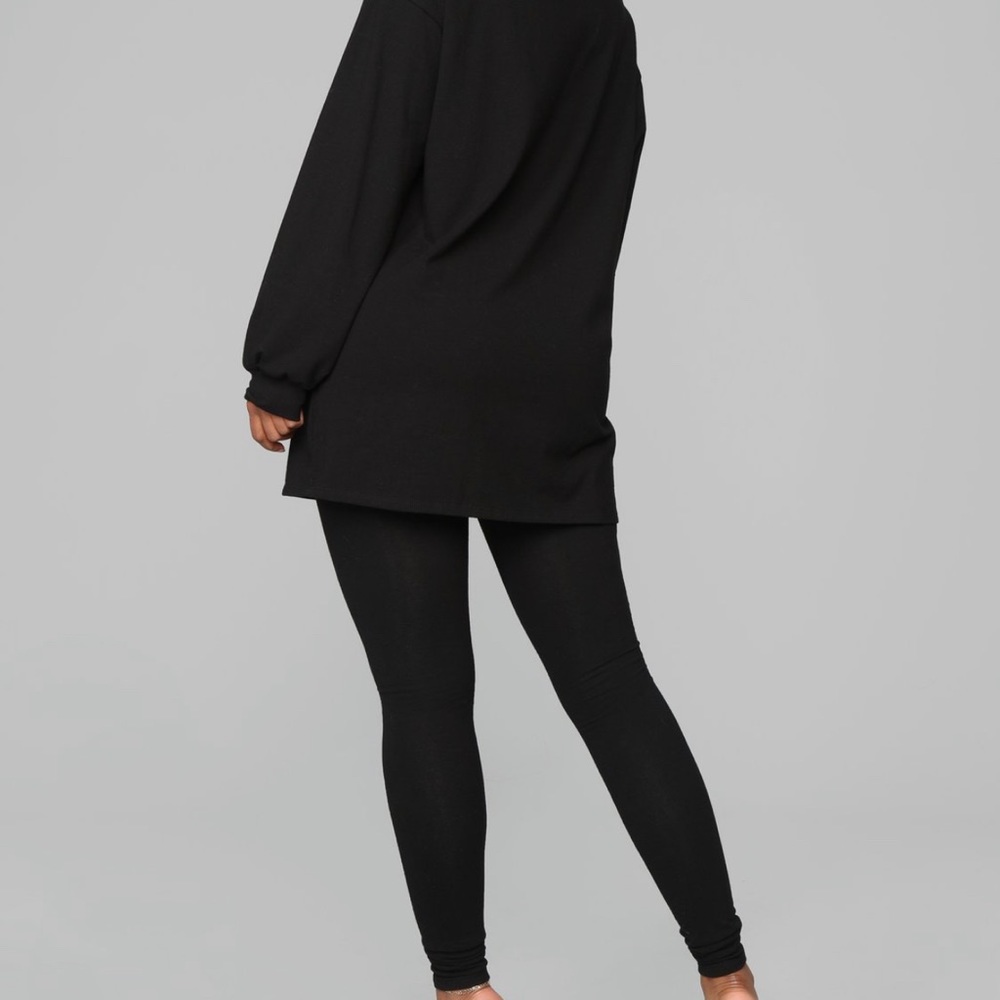 Black lounge pants set